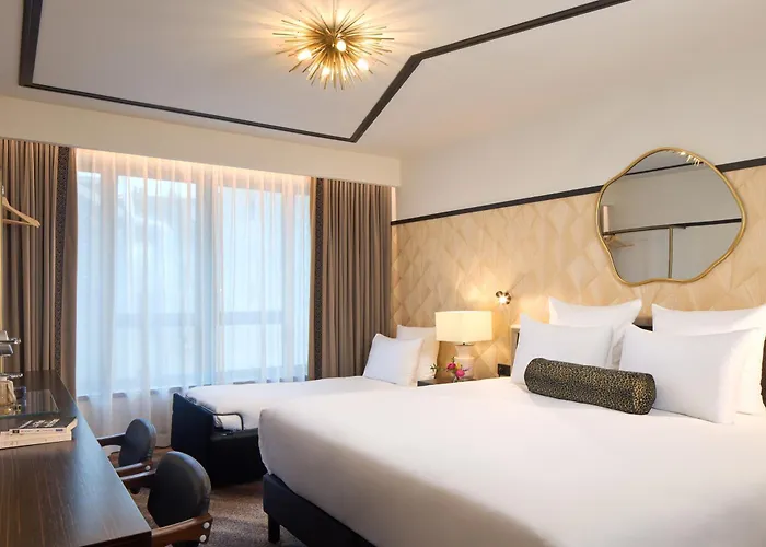 Maison Cassandre 4* Paris