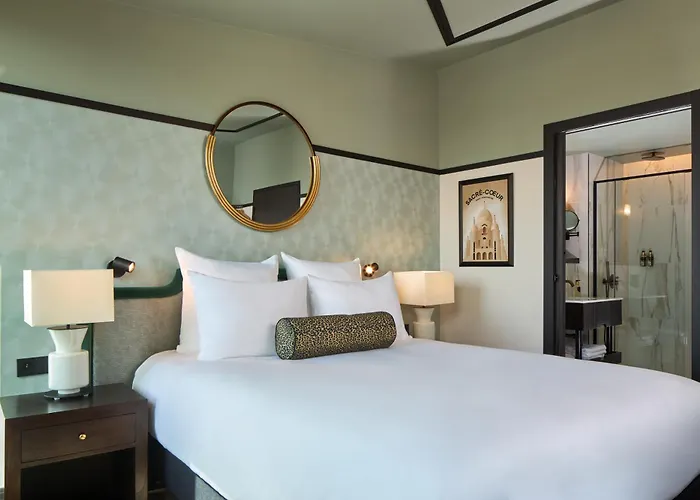 Maison Cassandre 4* Paris